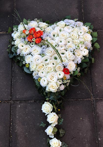 Beställ blommor till begravning i Lund