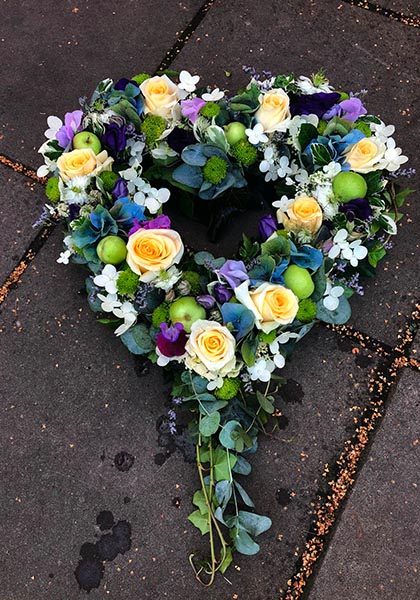 Beställ blommor till begravning i Lund